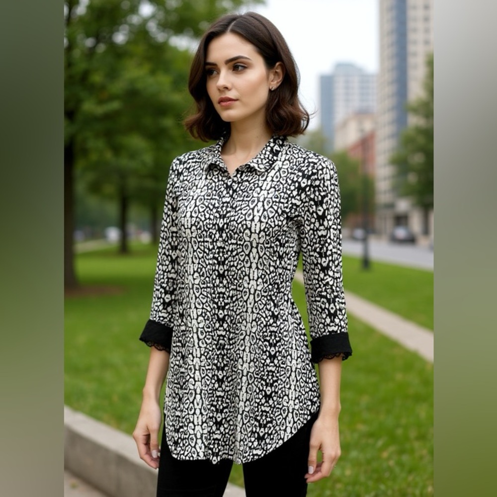 Nygard animal print black white button down shirt Medium nylon Stretch lace trim